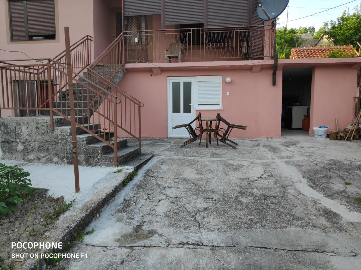 Apartman Pavle 2 Virpazar Exterior foto